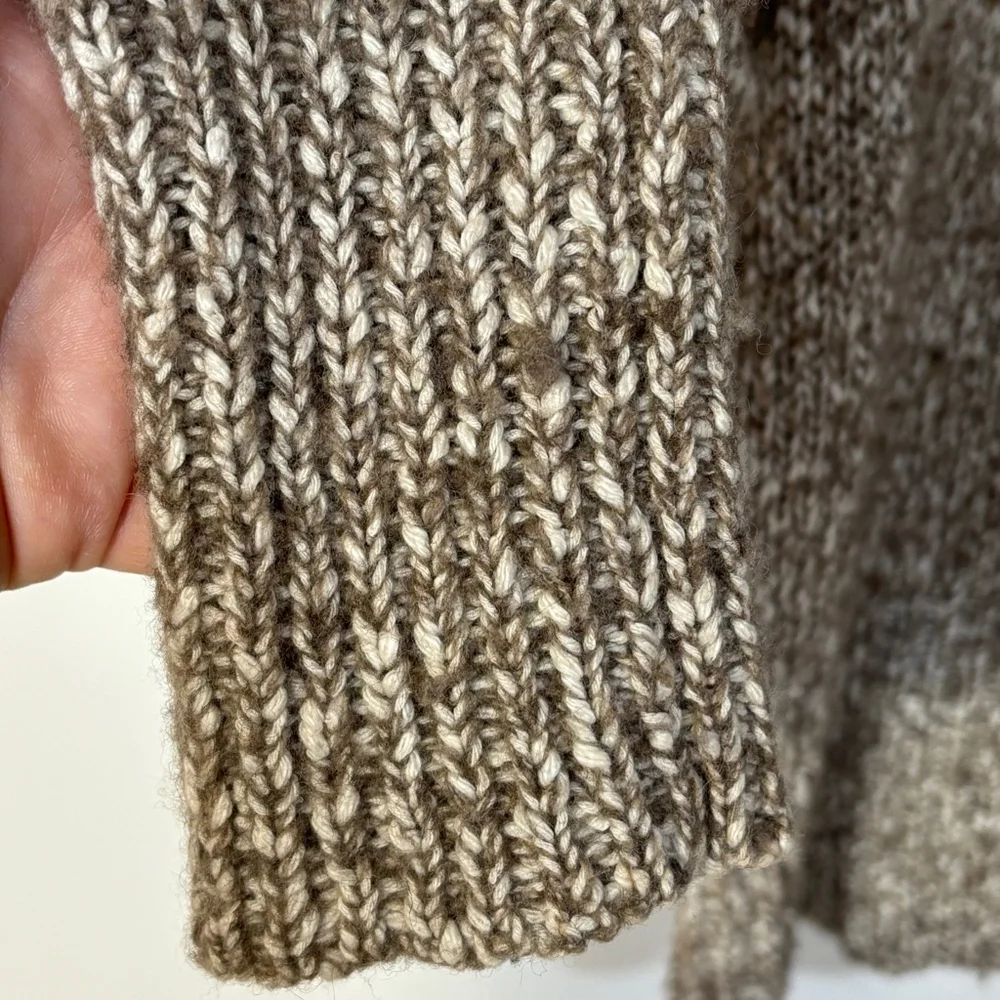 Aritzia Community Sweater Brown White Women’s Small Wool Blend Turtleneck